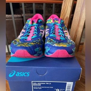 ASICS Gel Noosa Tri 11